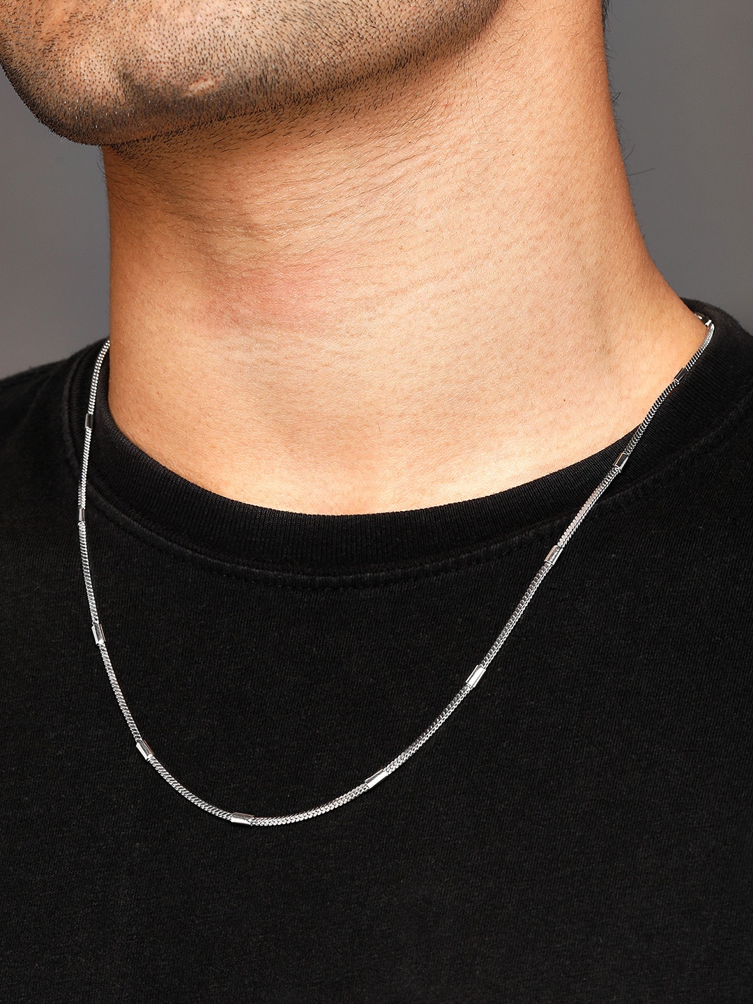 

The Roadster Lifestyle Co Men Silver-Plated Chain