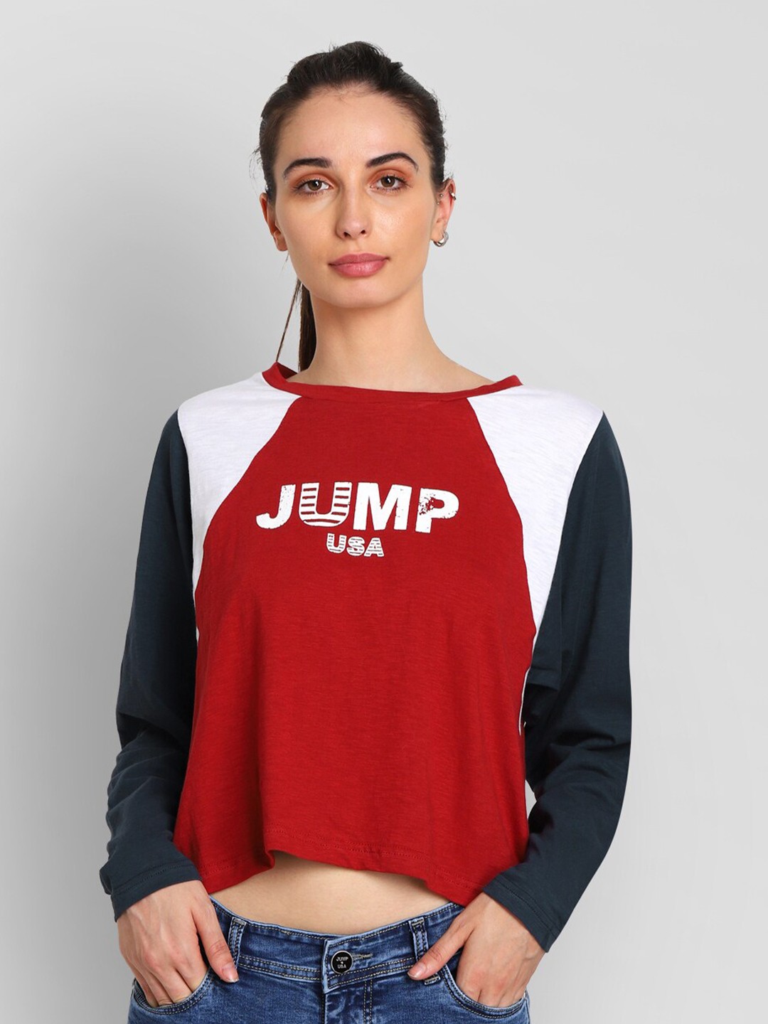 

JUMP USA Red & White Printed Regular Crop Top