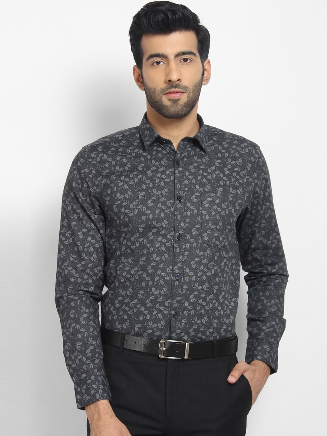

cape canary Men Charcoal Regular Fit Floral Printed Casual Cotton Shirt