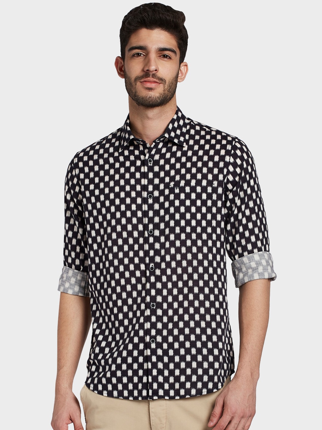 

ColorPlus Men Black & White Opaque Printed Casual Shirt