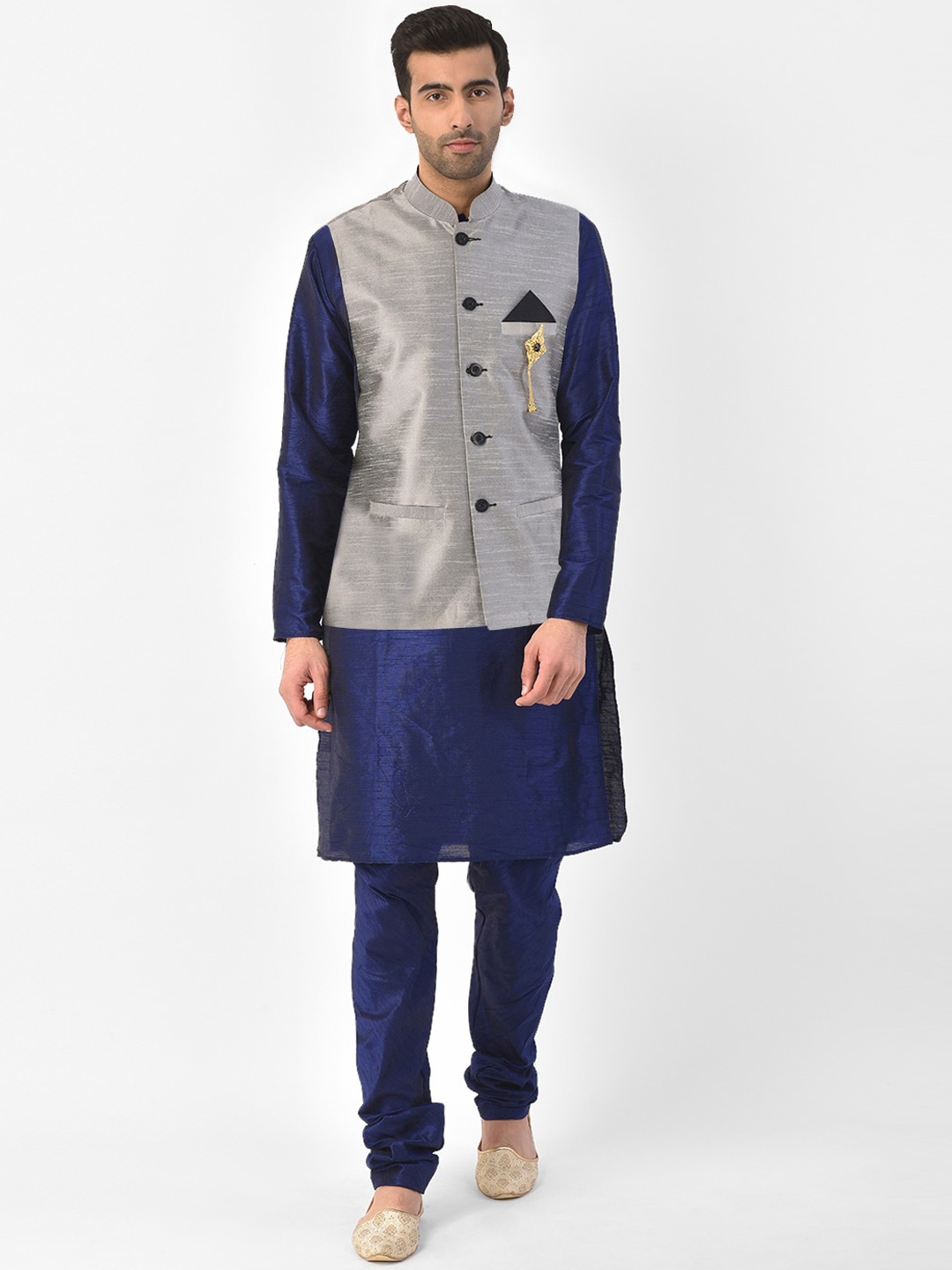 

SG LEMAN Men Navy Blue & Silver Solid Regular Raw Silk Kurta with Churidar