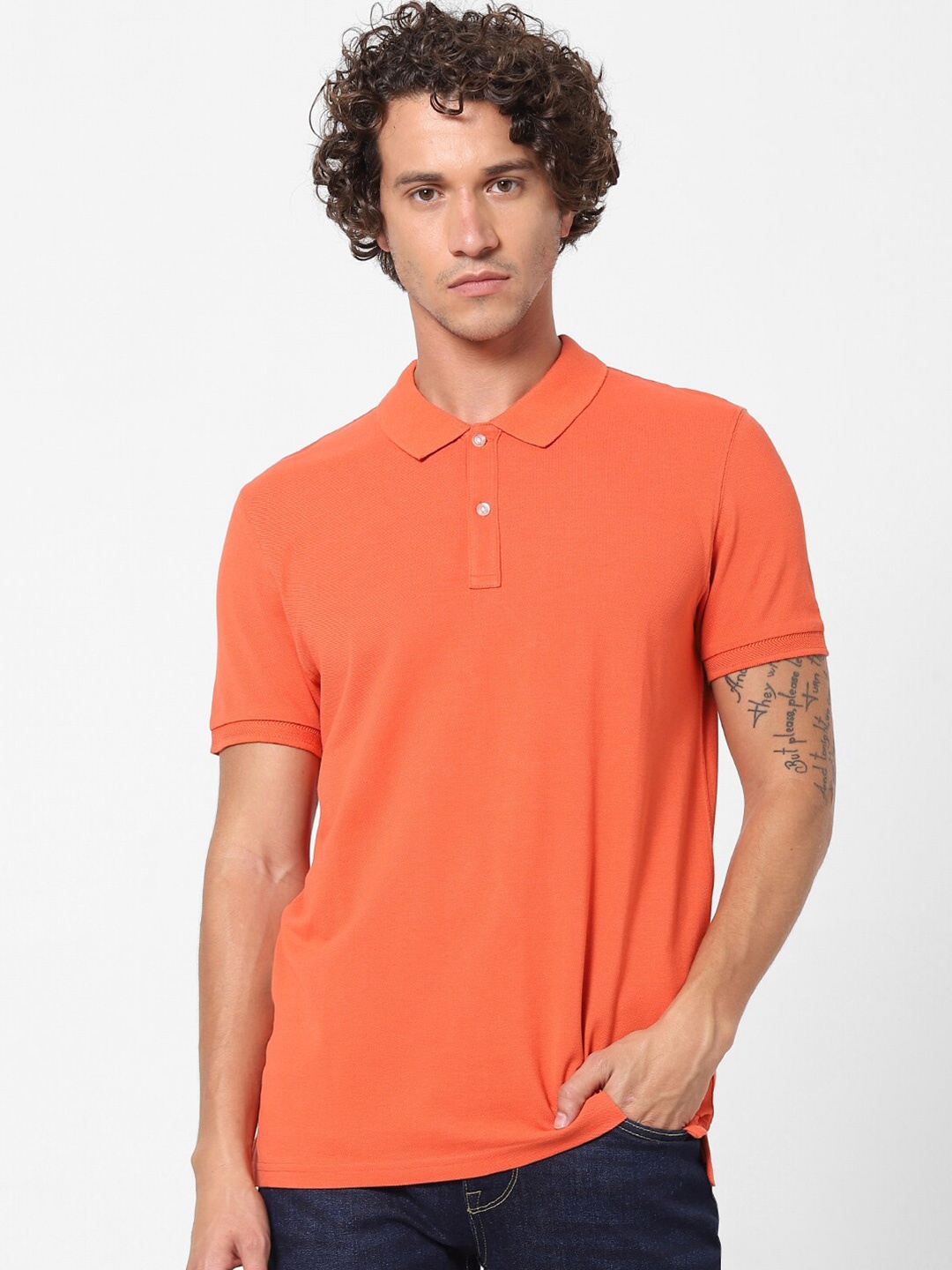 

Celio Men Coral Polo Collar Applique T-shirt