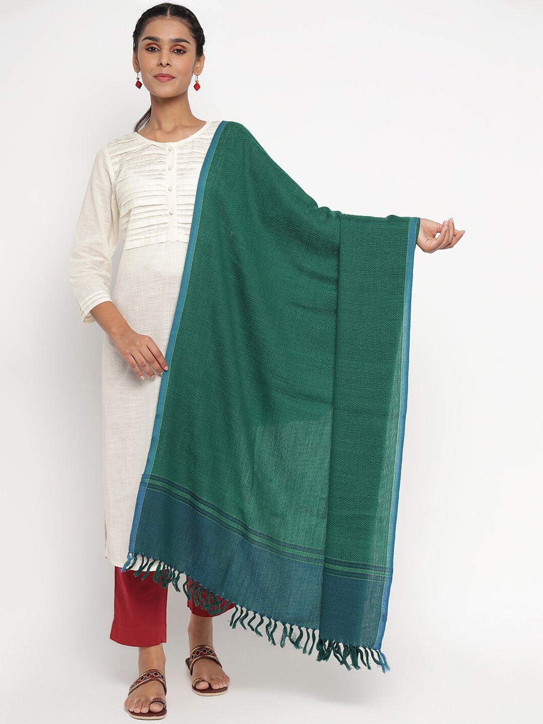 

Fabinidia Women Green Solid Woolen Shawl