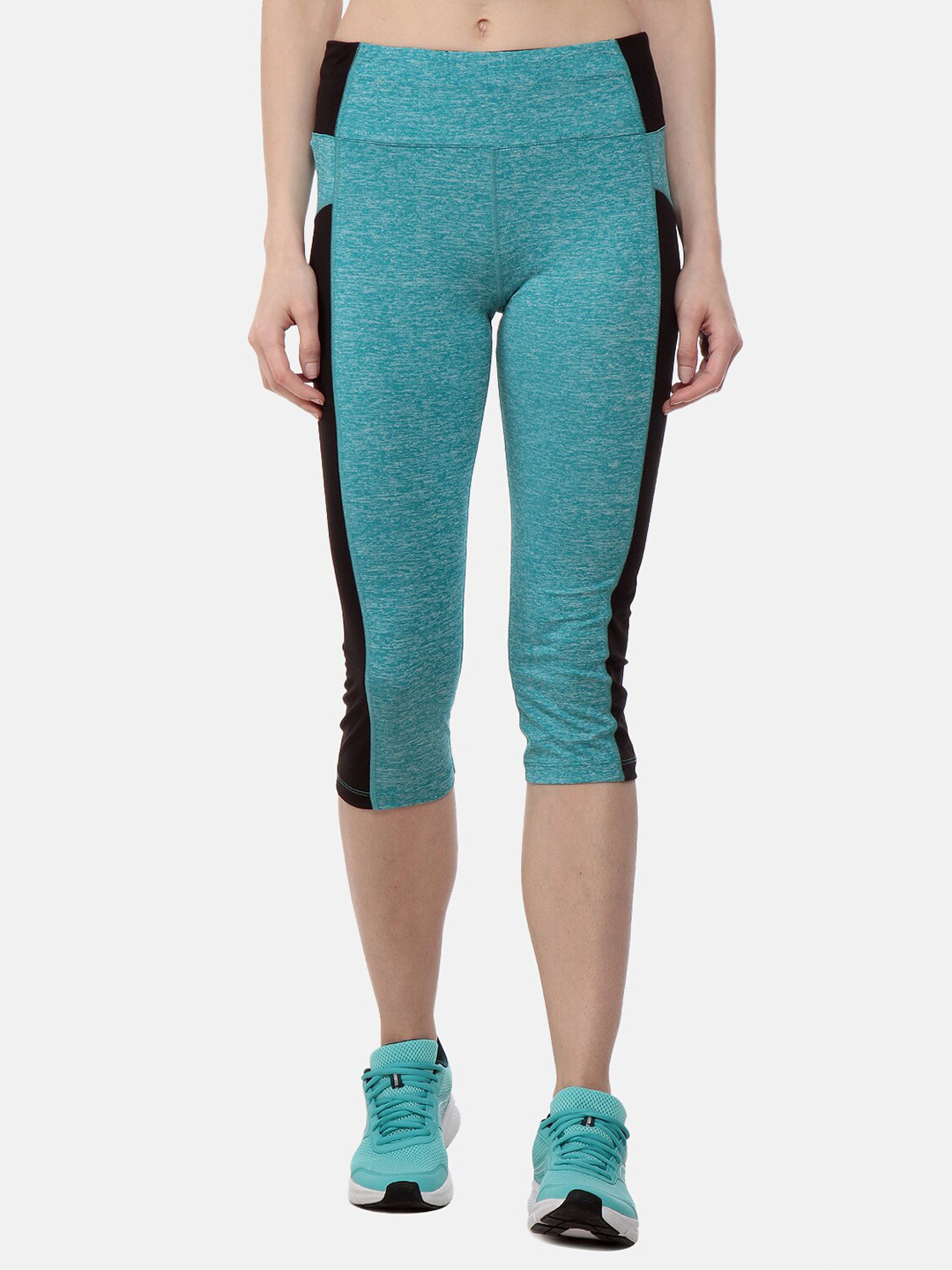 

Chkokko Women Blue Colourblocked Yoga & Running Capri, Turquoise blue