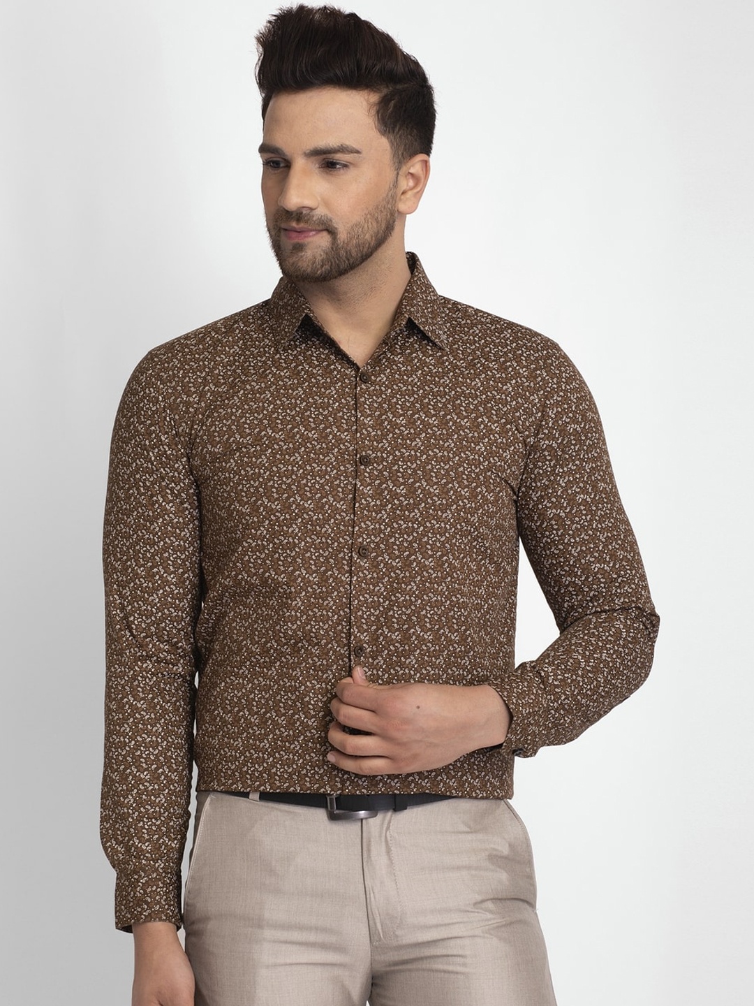 

JAINISH Men Coffee Brown & White Smart Opaque Printed Pure Cotton Party Shirt