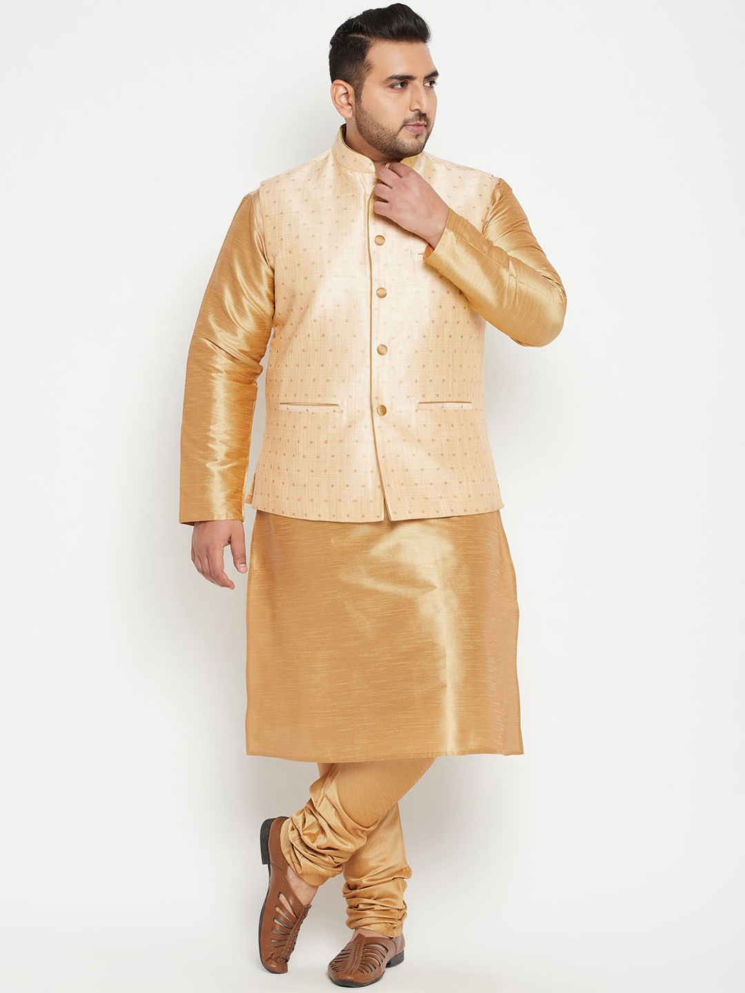 

VASTRAMAY PLUS Men Plus Size Gold-Toned Regular Kurta With Churidar & Nehru Jacket