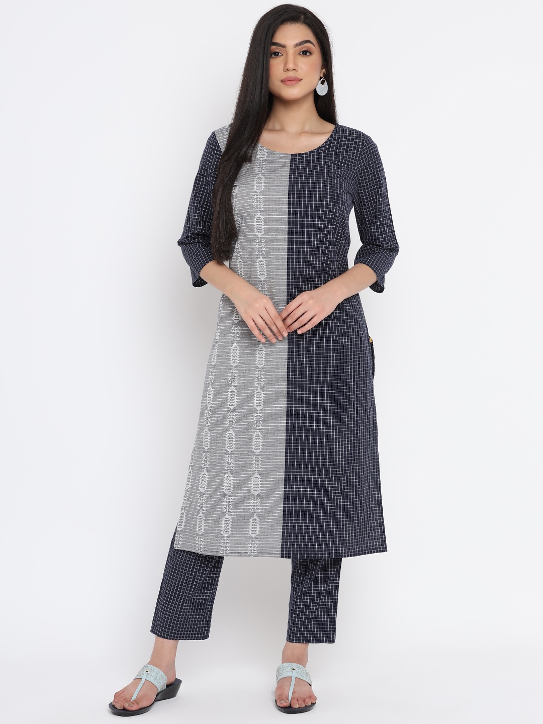 

AURELIA - The Aure Collection Women Navy Blue & White Checked Yarn Dyed Pure Cotton Kurta with Trousers