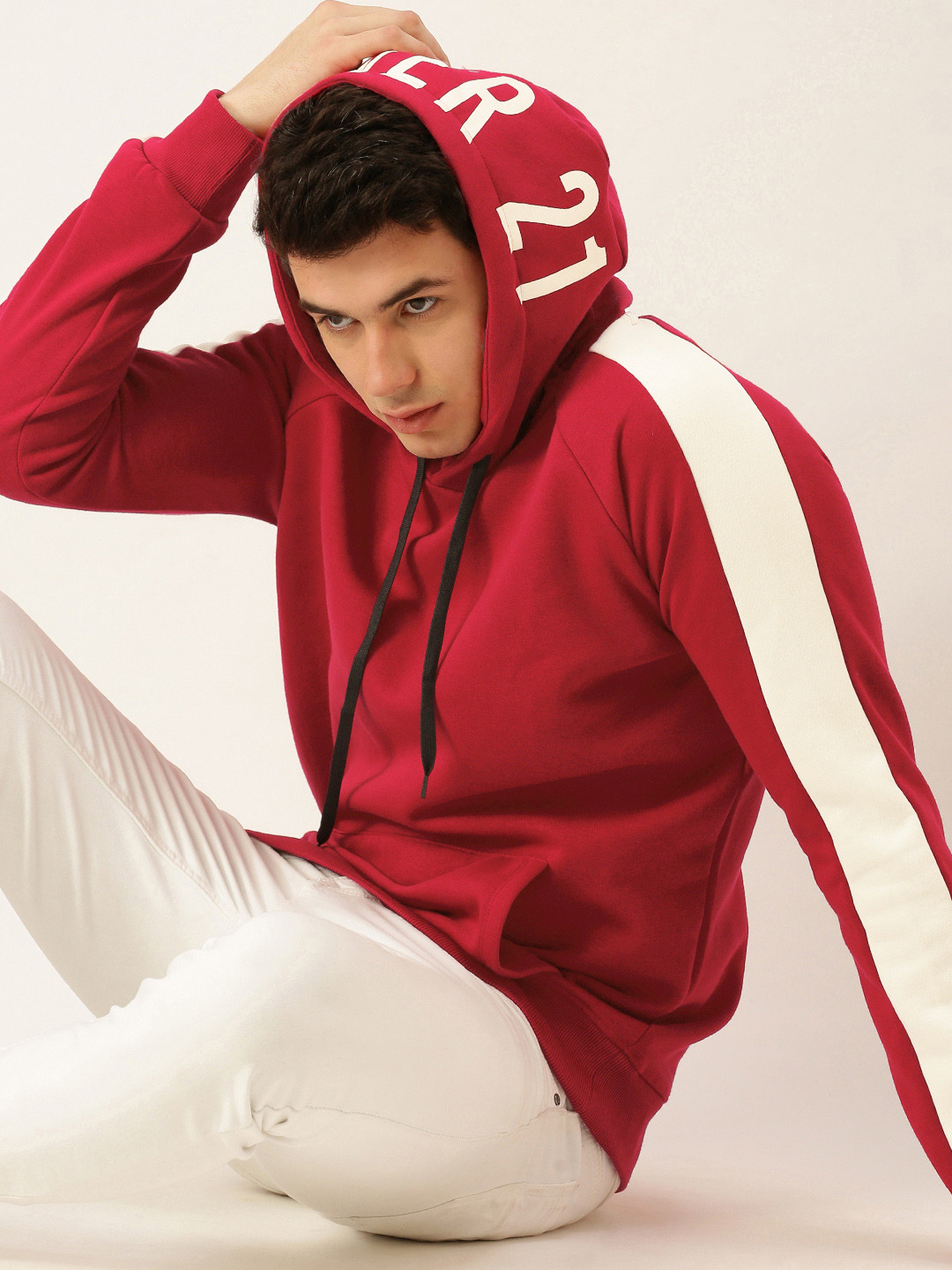 

FOREVER 21 Men Red & White Hooded Sweatshirt