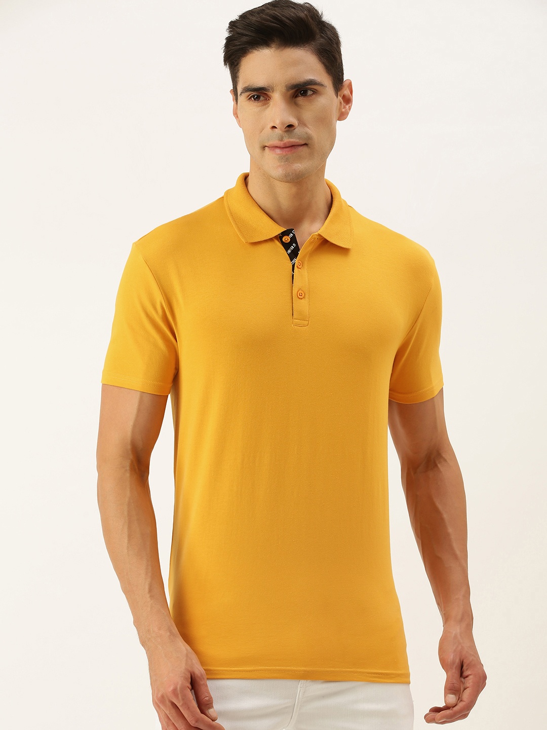 

FOREVER 21 Men Gold-Toned Solid Polo Collar T-shirt