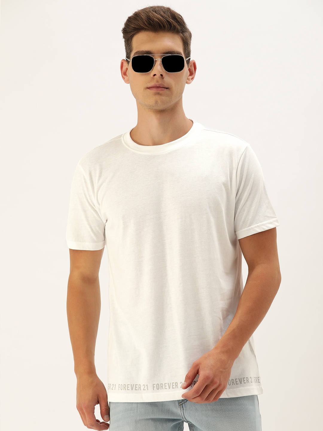 

FOREVER 21 Men White Solid Casual T-shirt