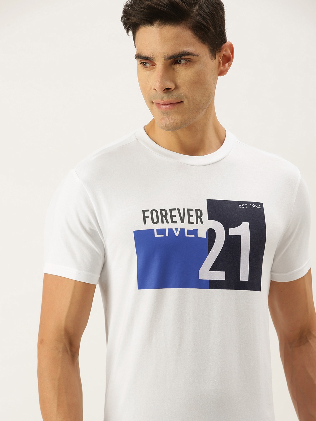 

FOREVER 21 Men White Conversational Printed T-shirt