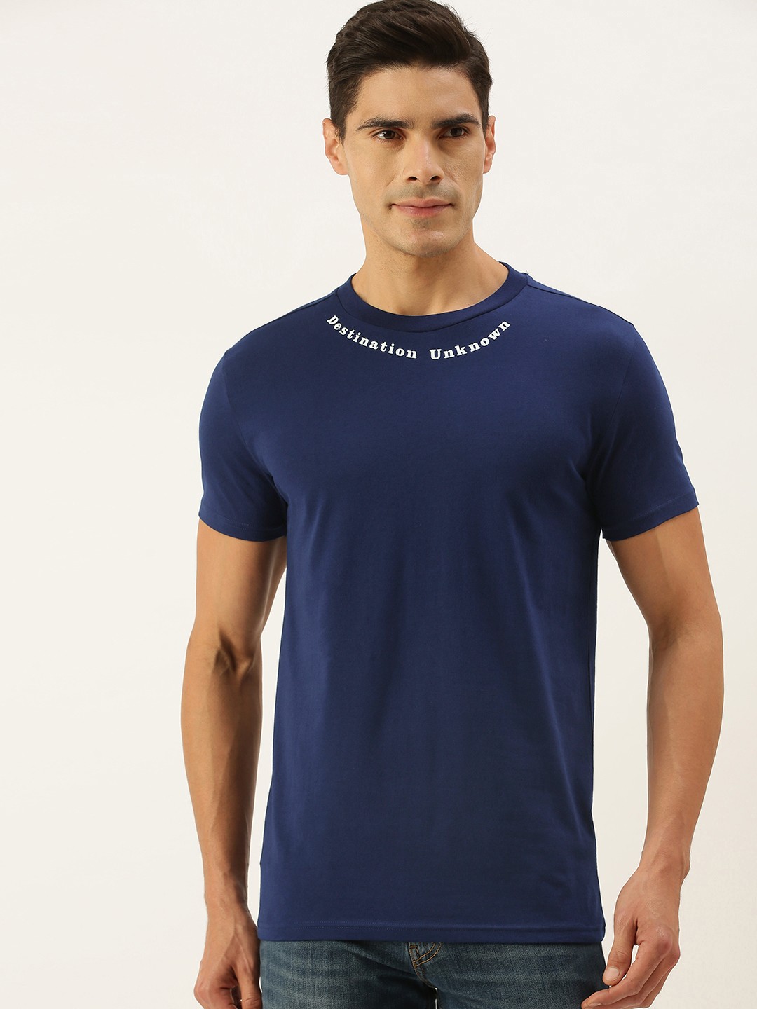

FOREVER 21 Men Blue Typography Printed Round Neck T-shirt