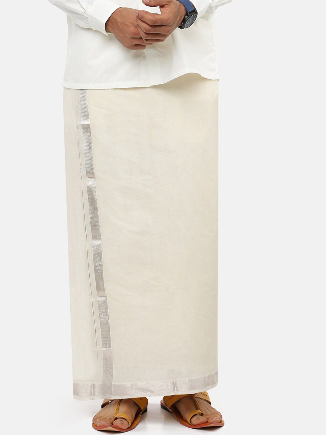 

Ramraj Men Cream-Coloured & Silver-Border Solid Pure Cotton Dhoti