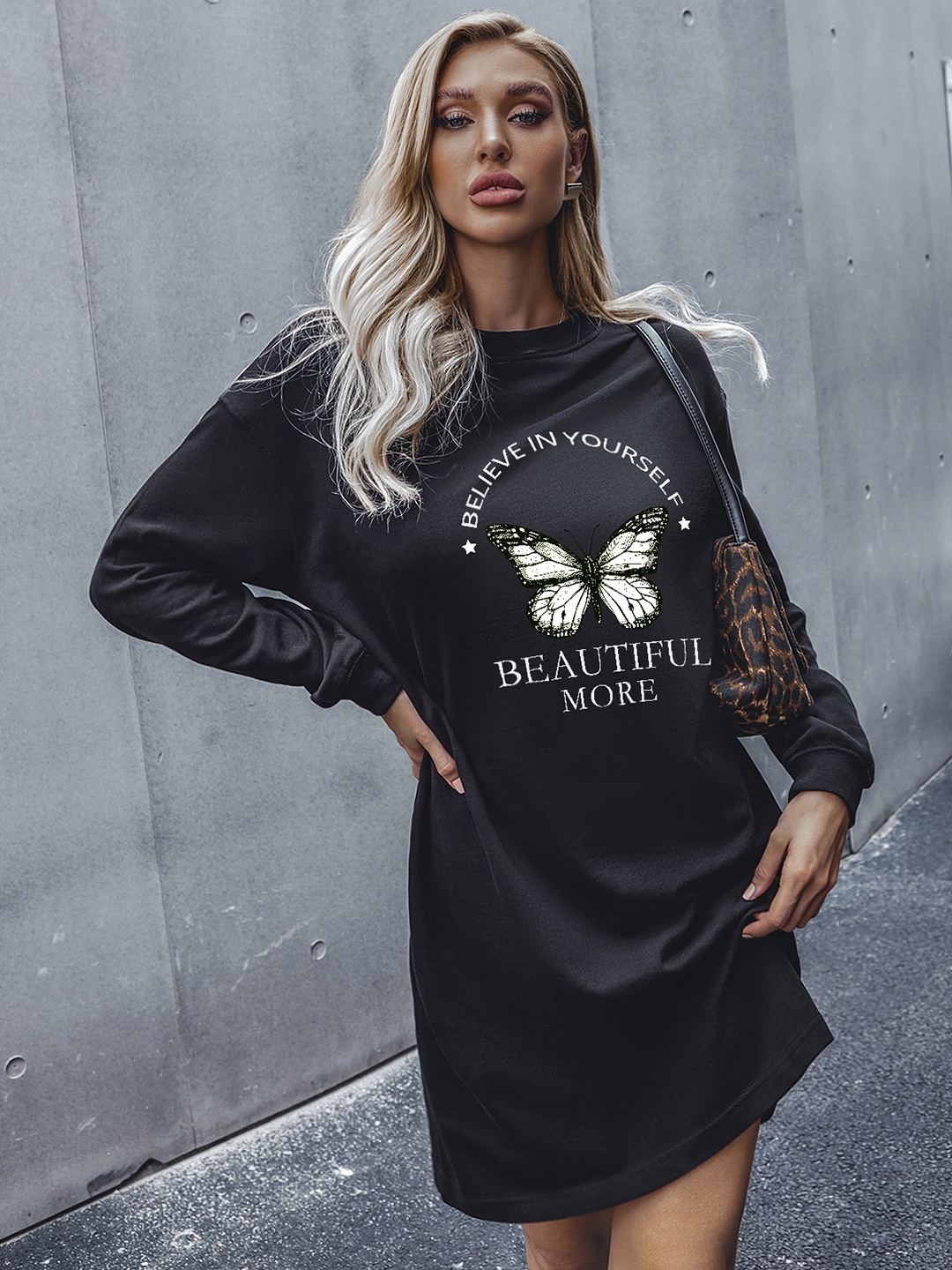 

URBANIC Black & White Printed T-shirt Dress