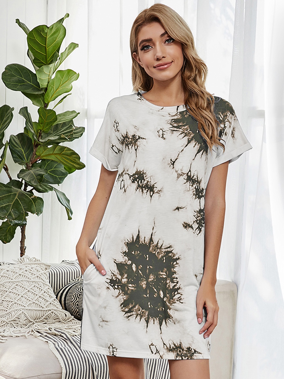 

URBANIC White & Olive Green Dyed T-shirt Dress
