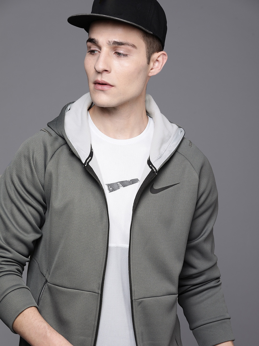 

Nike Pro Men Charcoal Grey Ribbed Therma-FIT SPHR HD F Sustainable Training Jacket