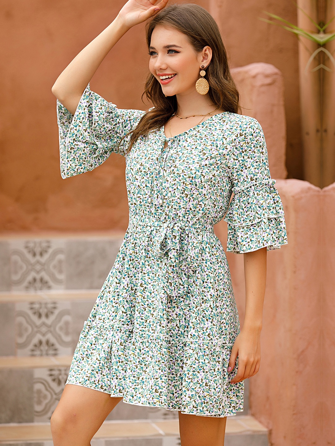 

URBANIC Green & White Floral Dress