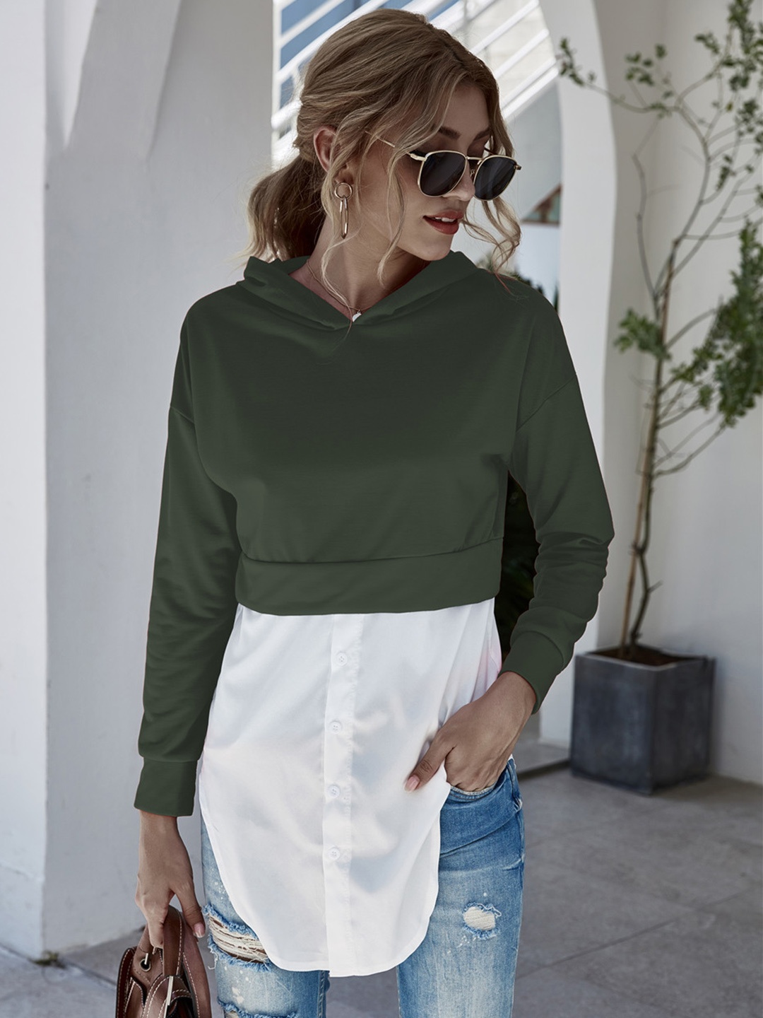 

URBANIC Women Olive Green Hooded Pullover Sweatshirt