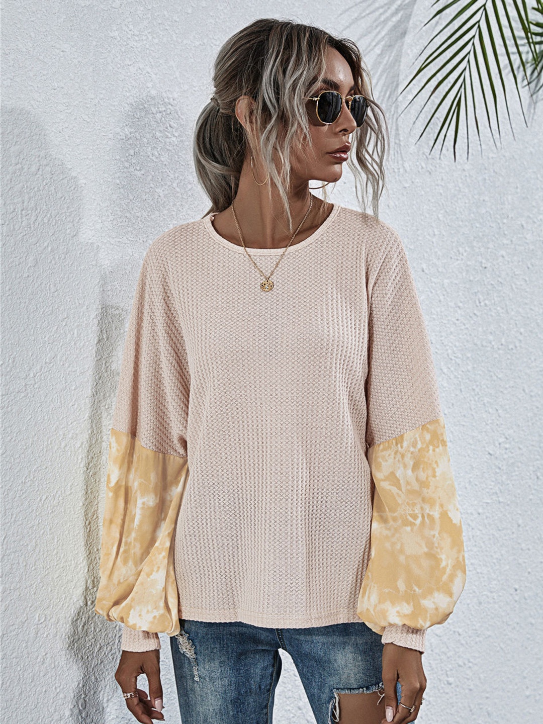 

URBANIC Women Peach-Coloured & Beige Self Design Sweatshirt