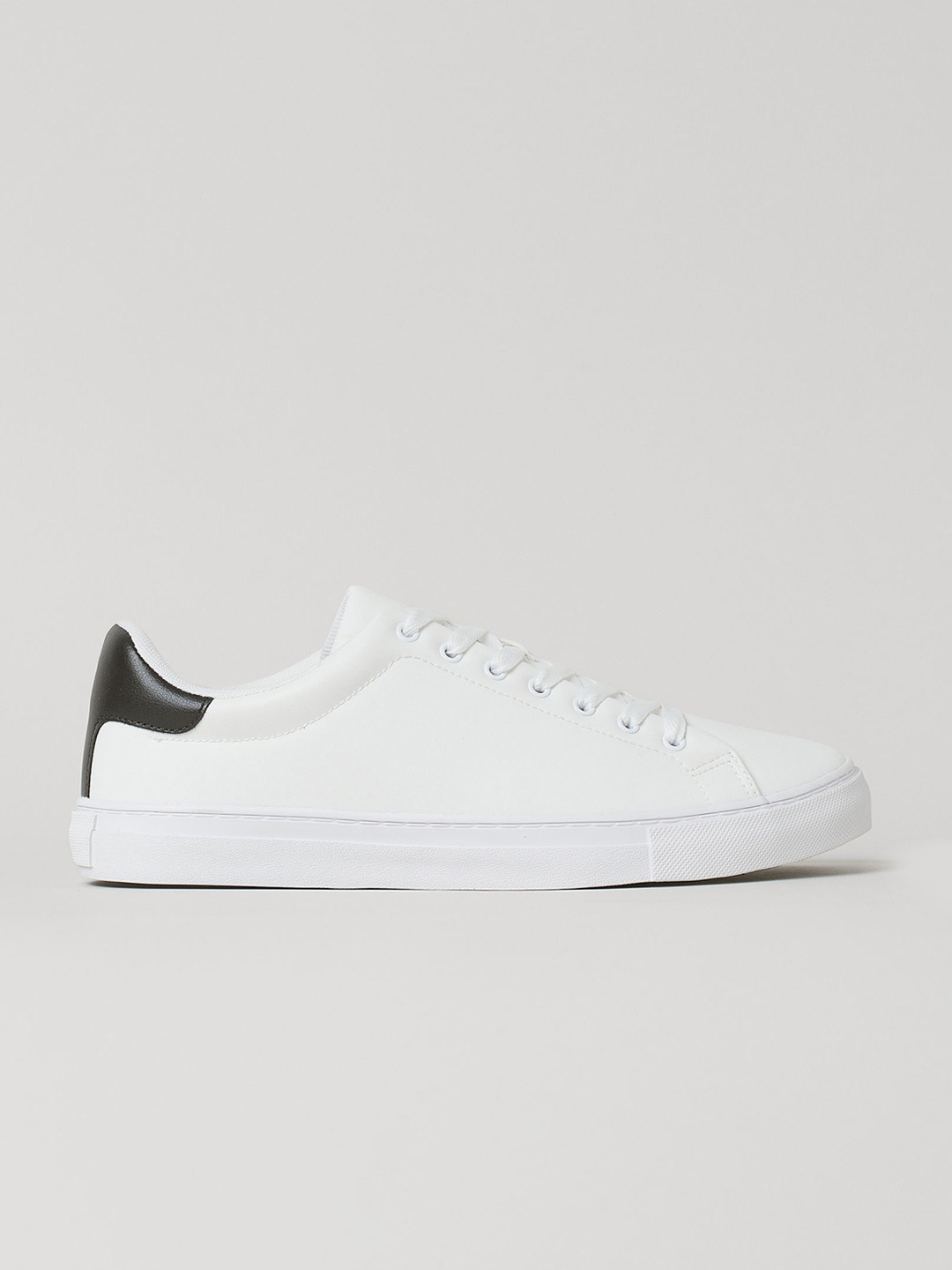 

H&M Men White Trainers