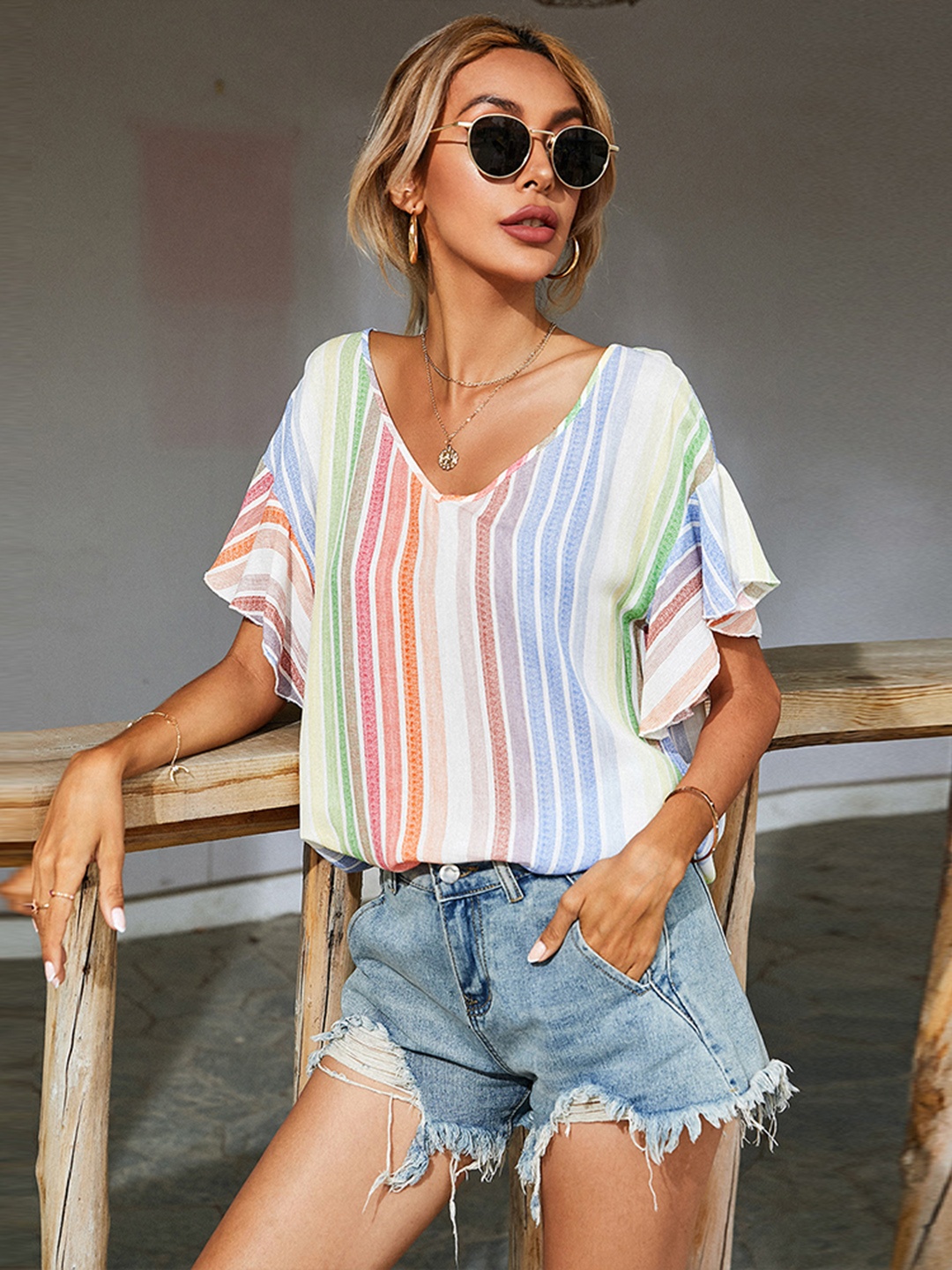 

URBANIC Multicoloured Striped Regular Top, Multi