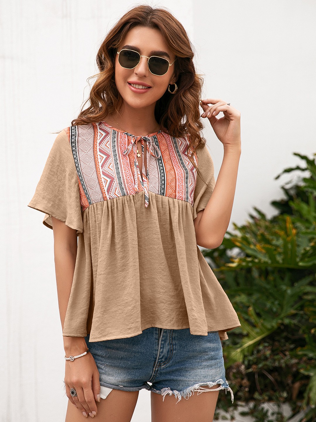 

URBANIC Beige & Pink Geometric Print Tie-Up Neck Top