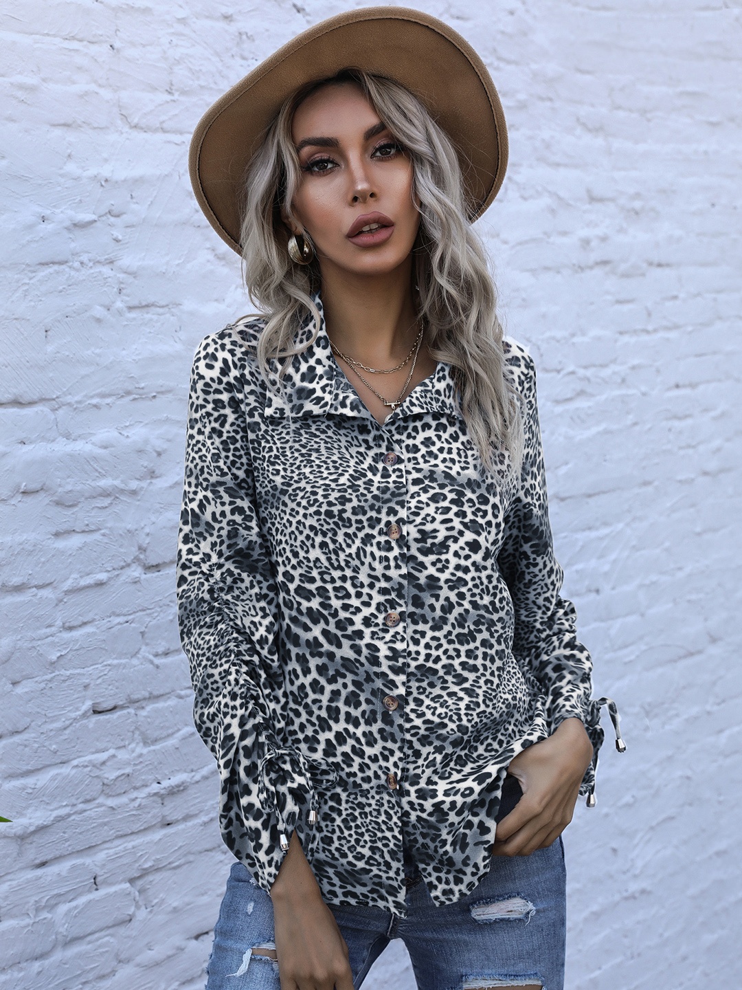 

URBANIC Women White & Black Leopard Print Casual Shirt