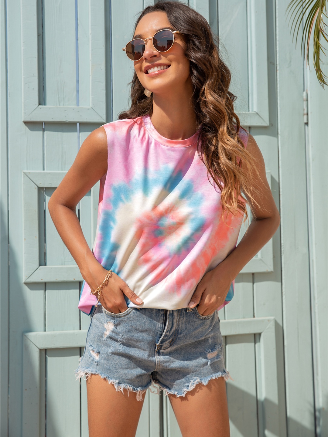 

URBANIC Women Pink & Blue Dyed T-shirt