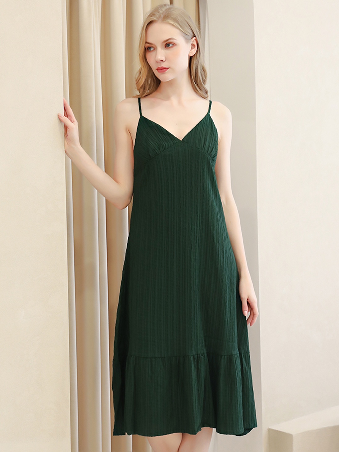 

URBANIC Green Ruched Nightdress