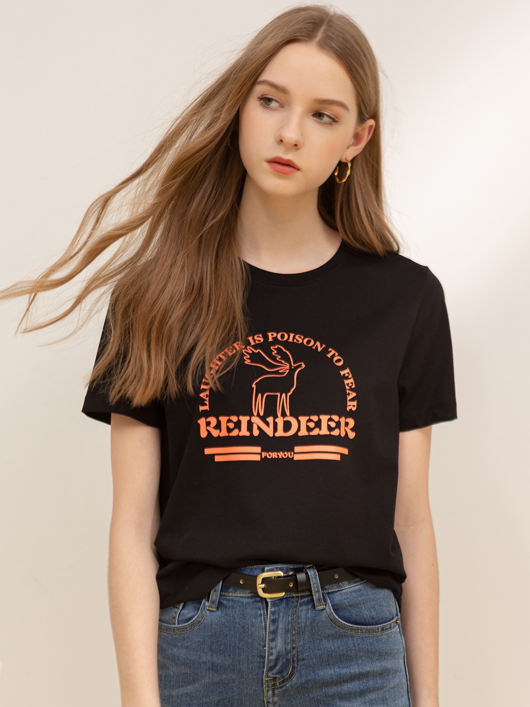 

URBANIC Women Black & Orange Typography Printed T-shirt