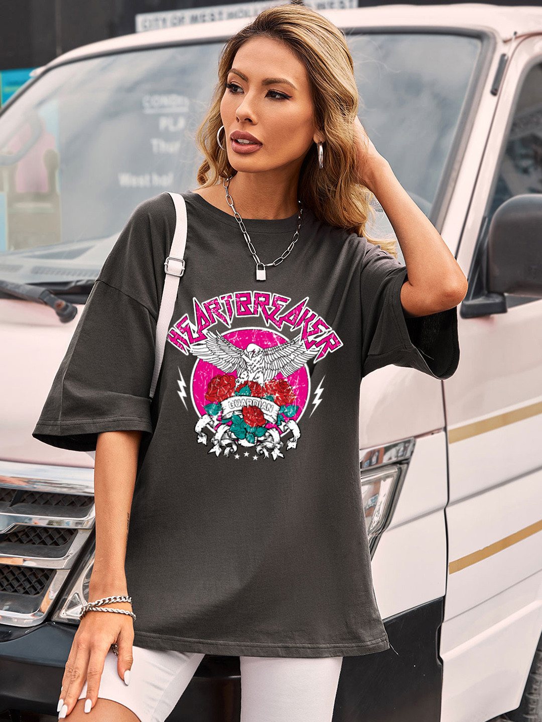 

URBANIC Women Charcoal Grey & Pink Printed Drop-Shoulder Sleeves T-shirt