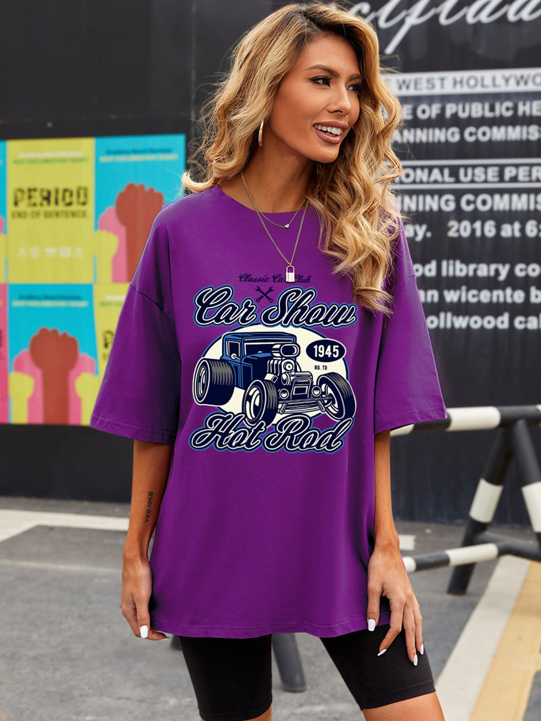 

URBANIC Women Purple Relaxed Fit Printed Drop-Shoulder Sleeves Longline T-shirt