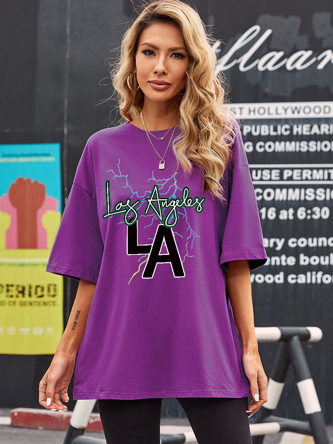 

URBANIC Women Purple Cotton Printed Drop-Shoulder Longline T-shirt