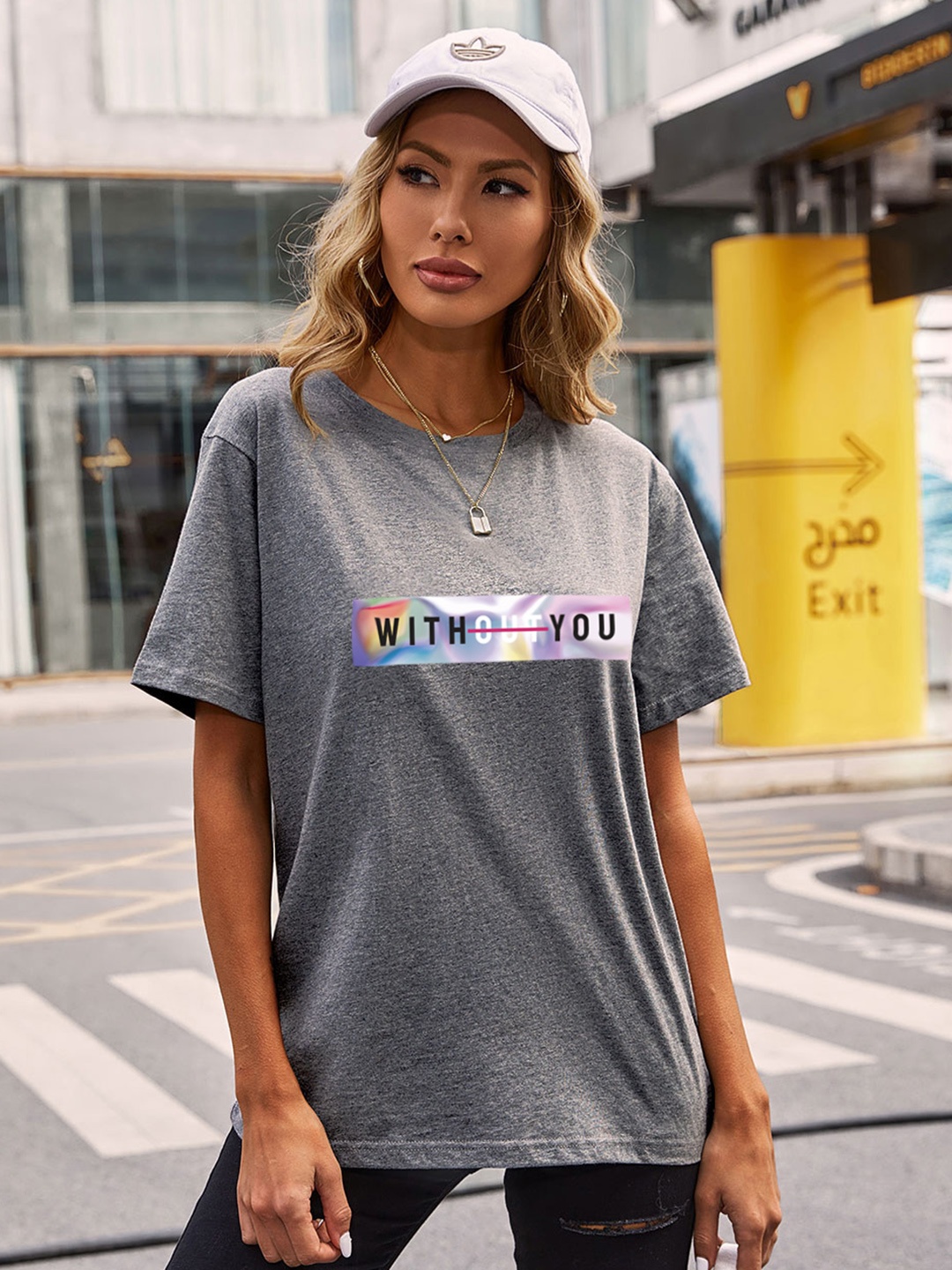 

URBANIC Women Grey & Black Typography Printed Drop-Shoulder Sleeves T-shirt