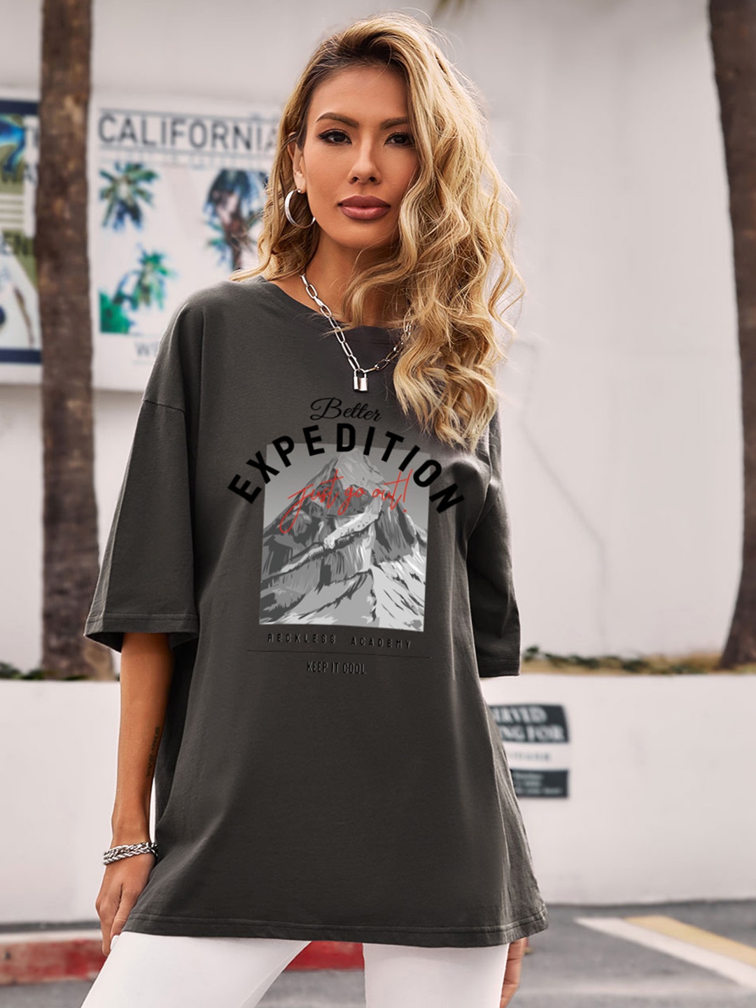 

URBANIC Women Charcoal Grey Printed Drop-Shoulder Sleeves Relaxed Fit T-shirt