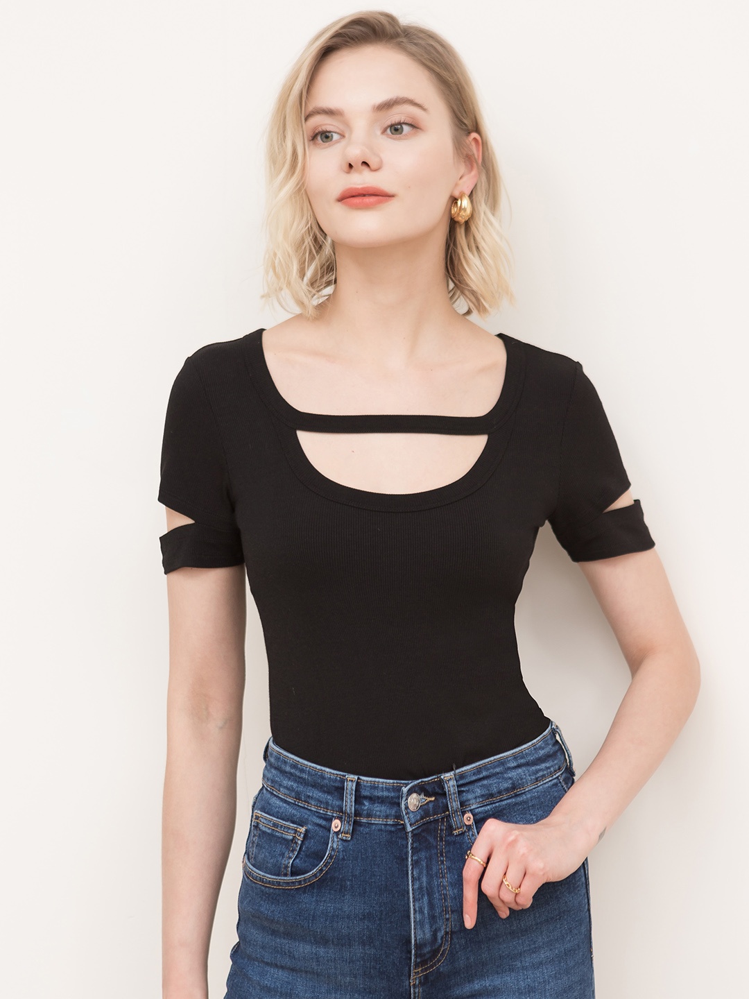 

URBANIC Women Black Solid Cut Out Detail Slim Fit T-shirt