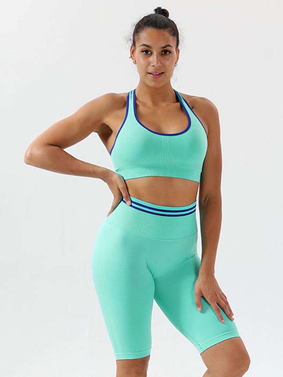 

URBANIC Women Turquoise Blue Simplicity Slim Fit Gym Track Suit