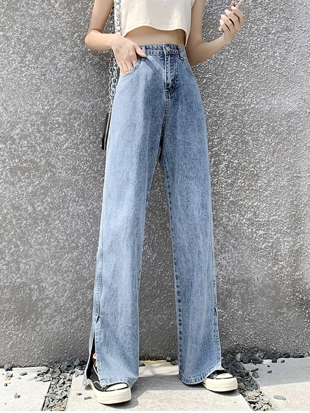 

URBANIC Women Blue Straight Fit Jeans