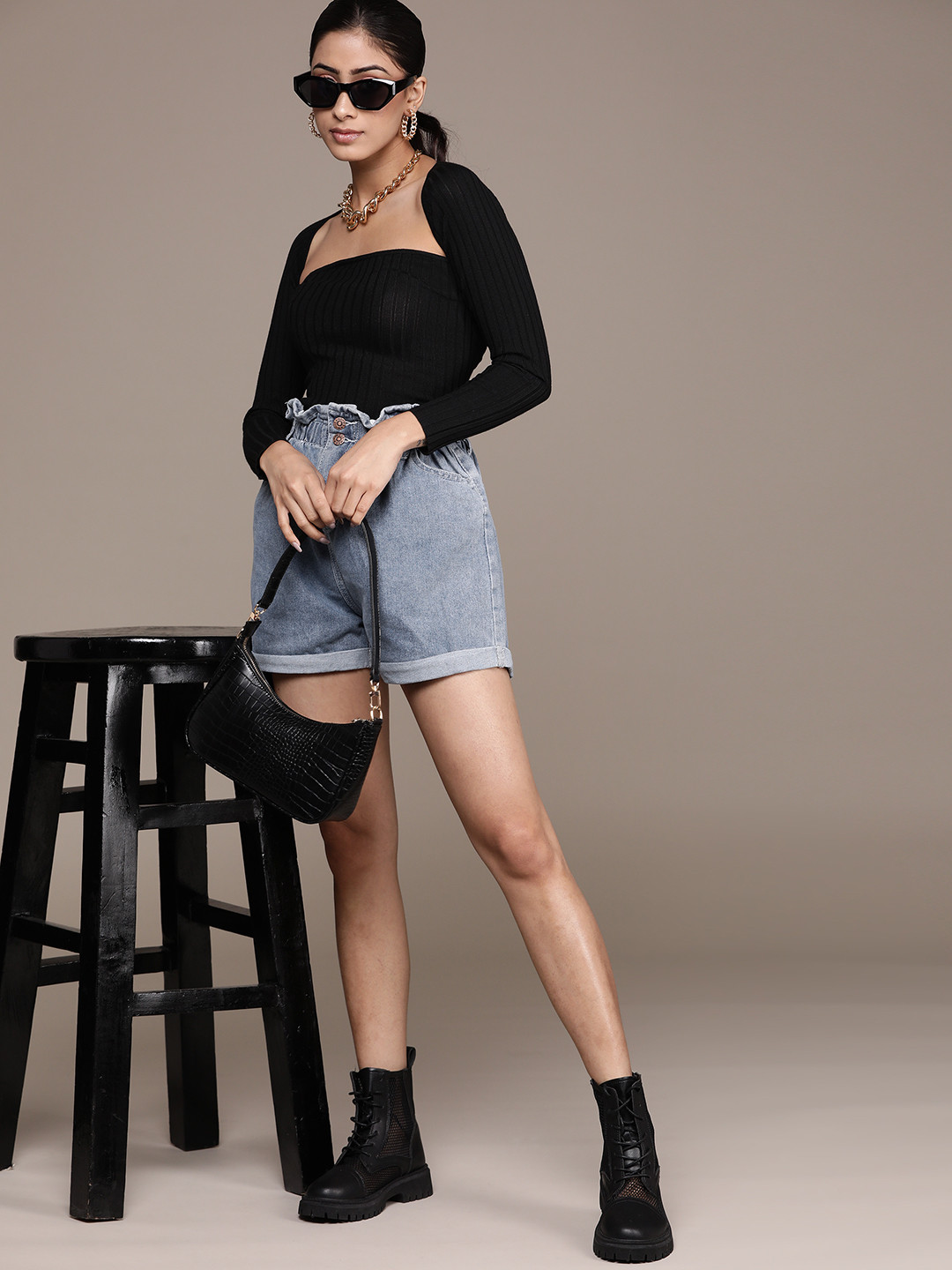 

URBANIC Women Blue Solid High-Rise Denim Shorts