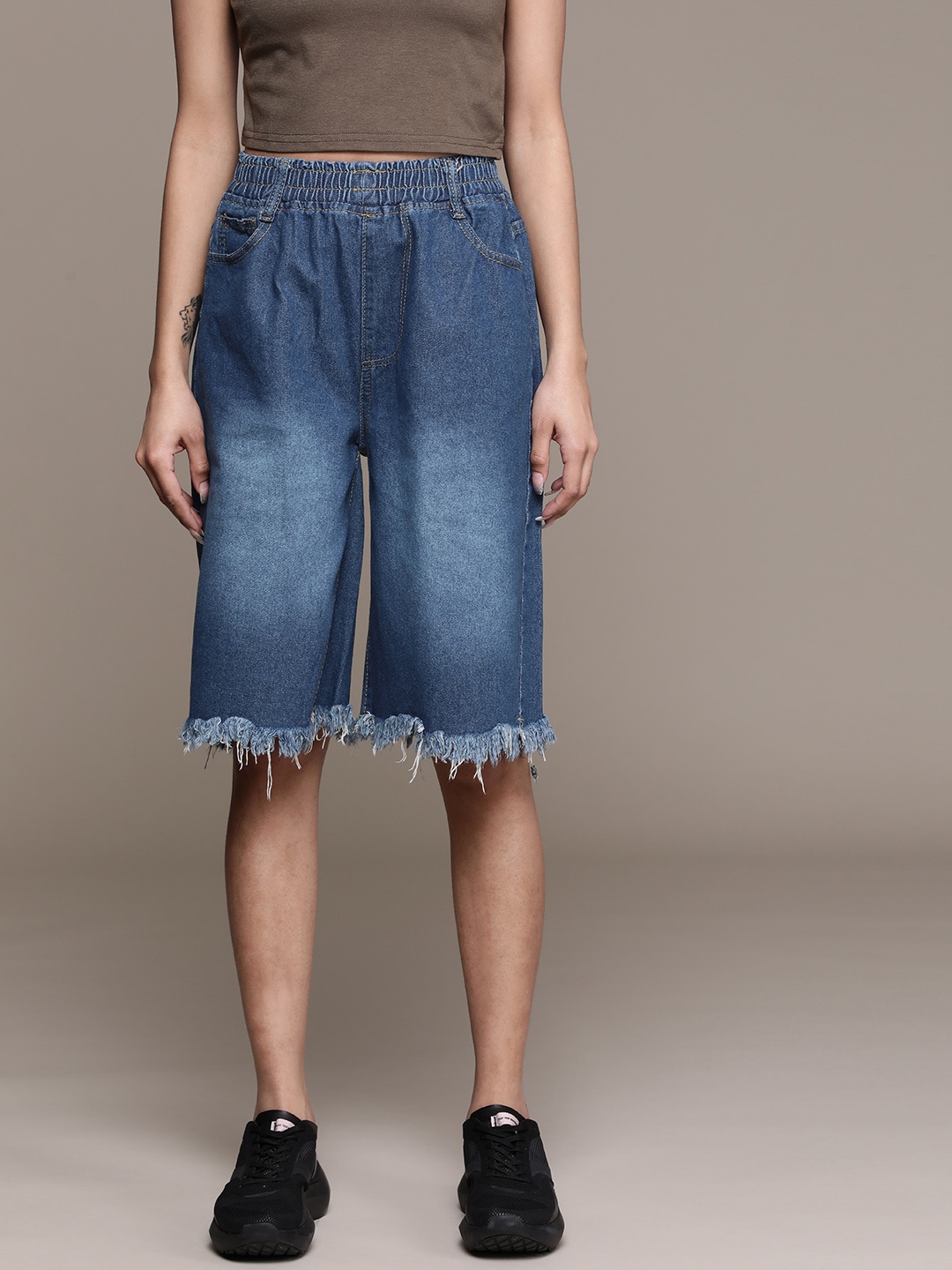 

URBANIC Women Navy Blue Pure Cotton Denim Shorts