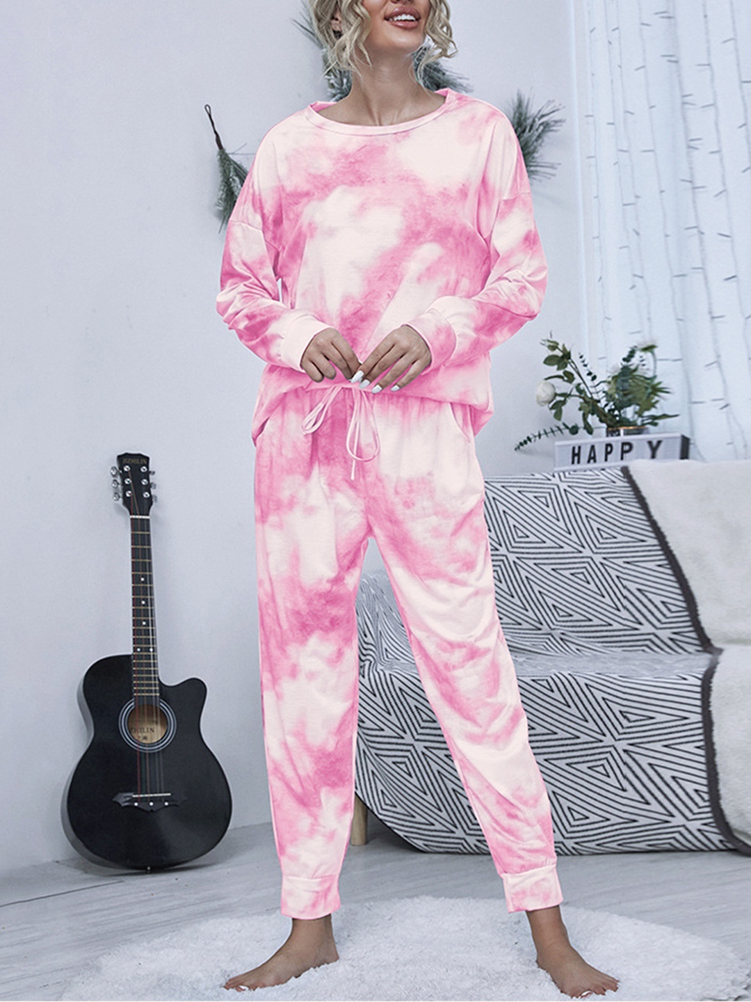 

URBANIC Women Pink & White Printed Night suit