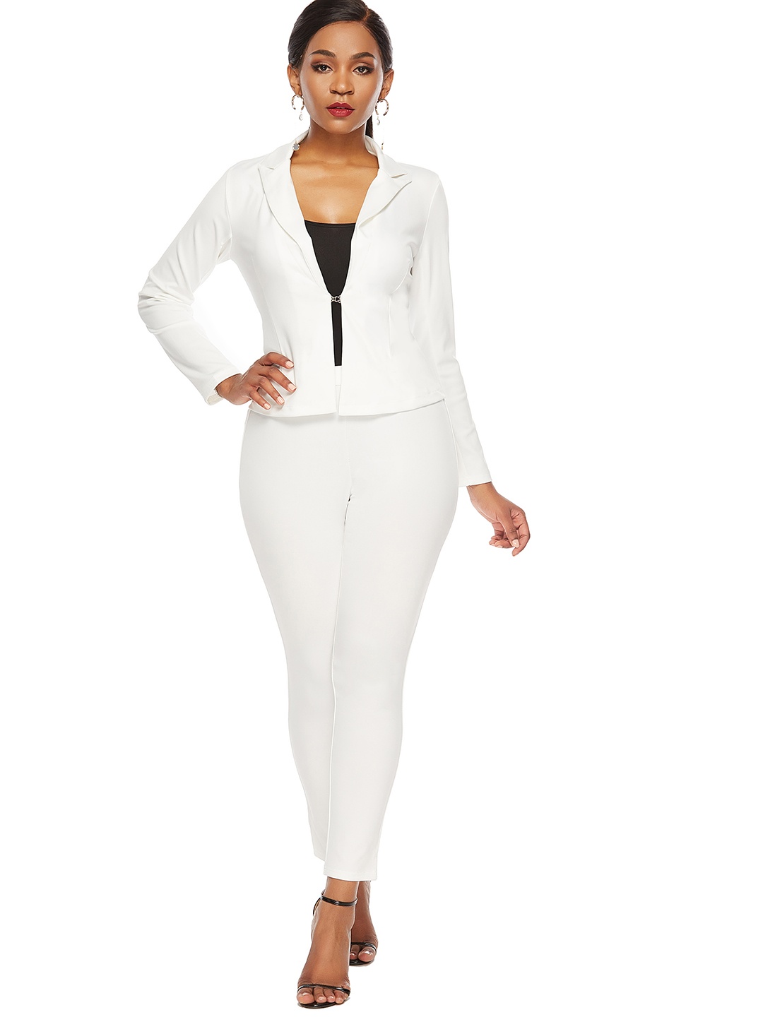 

URBANIC Women White Solid Slim-Fit Formal 2 Piece Suit