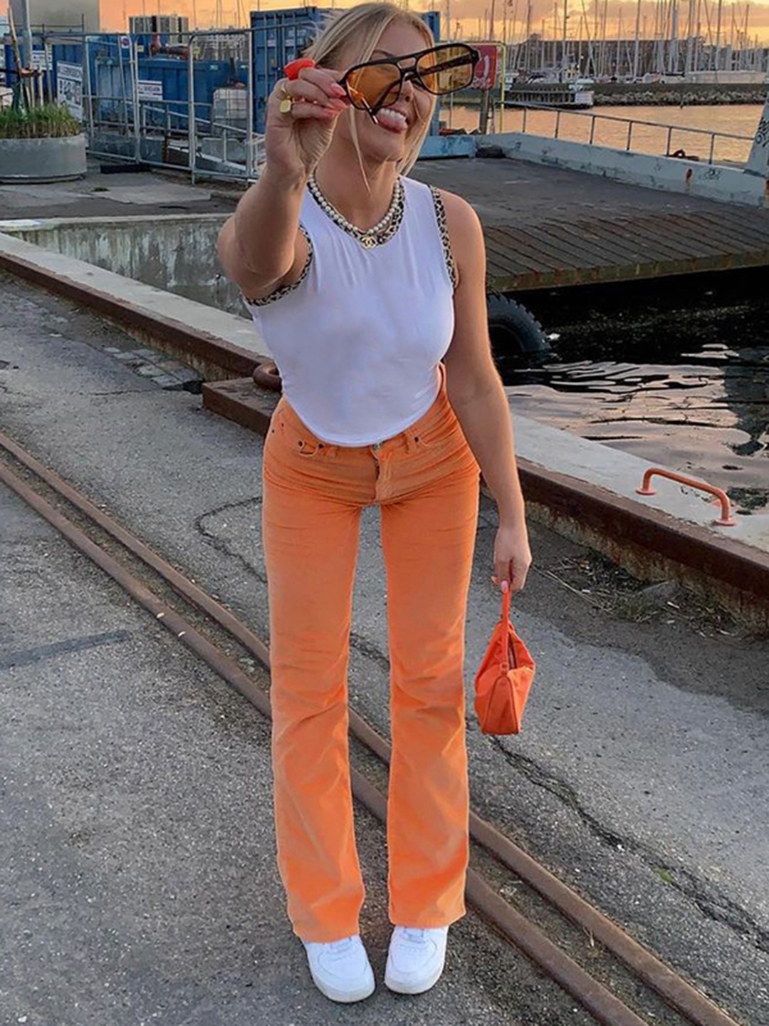 

URBANIC Women Orange Wide Leg Stretchable Jeans