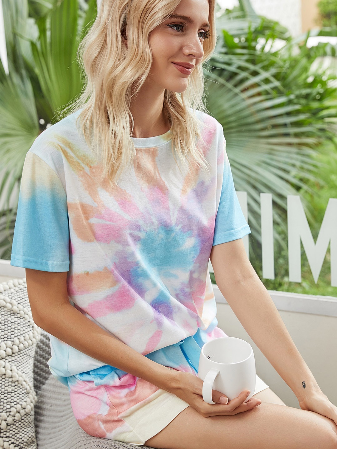 

URBANIC Women Pink & Purple Printed Night suit