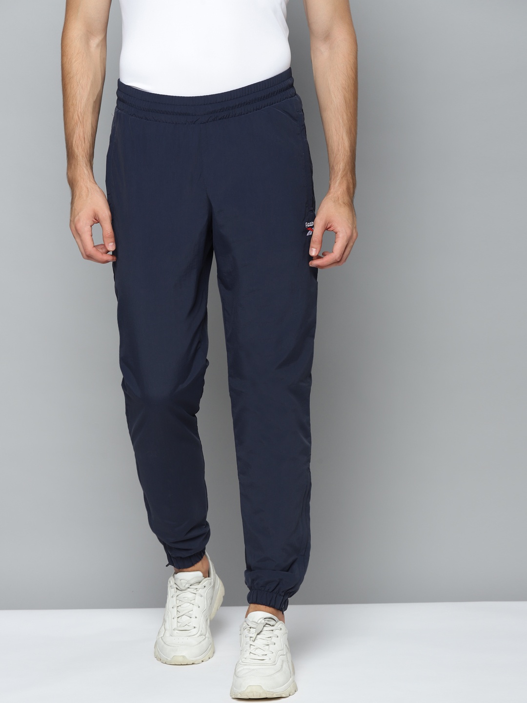 

Reebok Classic Unisex Navy Blue Solid V FR Joggers
