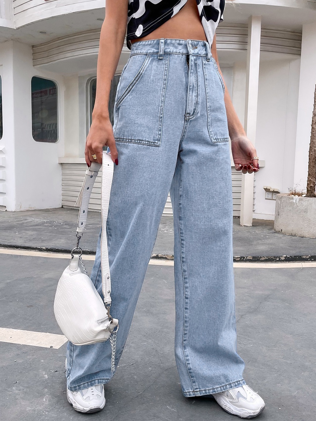 

URBANIC Women Blue Cotton Clean Look Wide Leg Jeans
