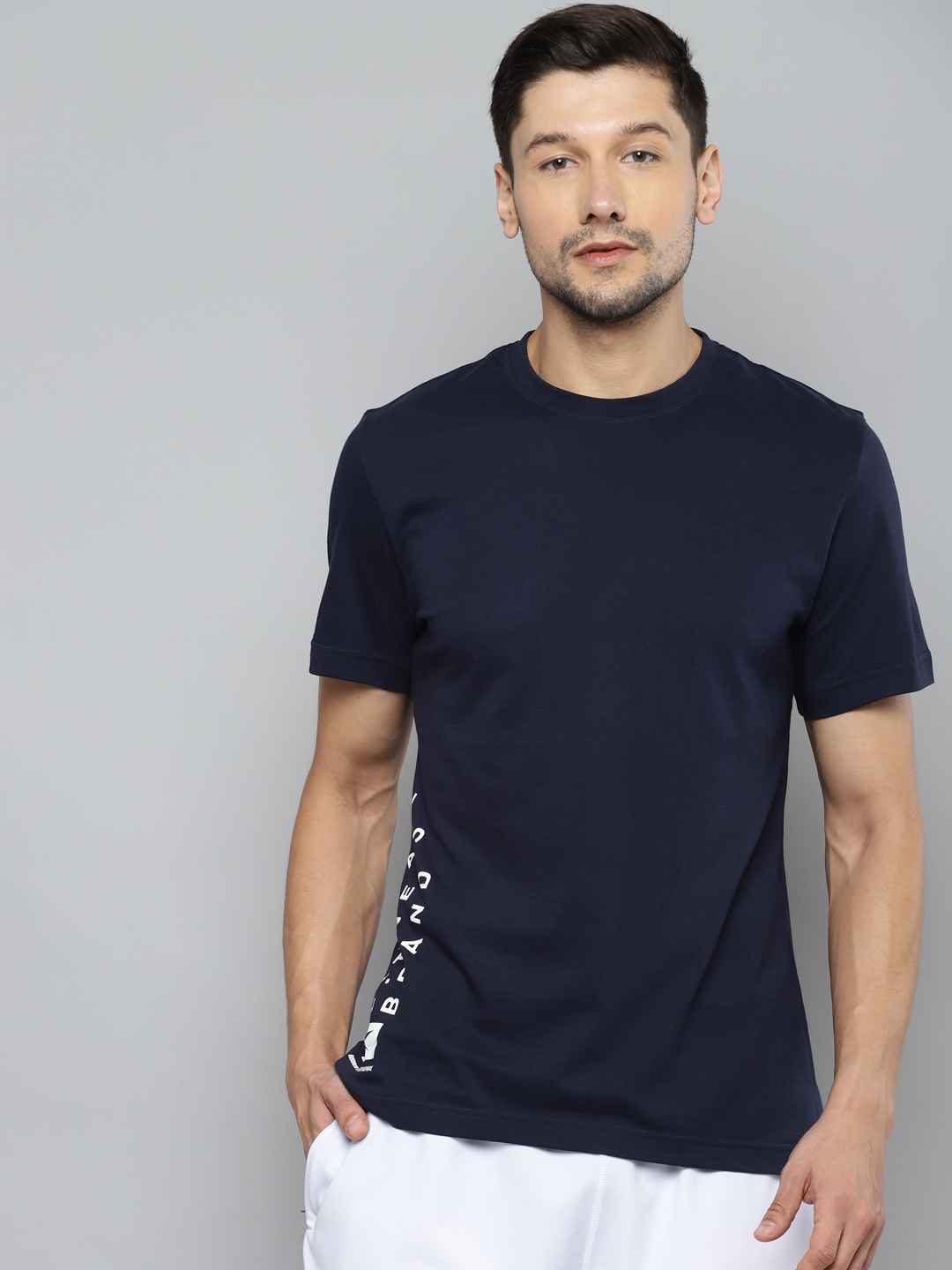 

Reebok Men Navy Blue Performance Graphic Printed Slim Fit T-shirt
