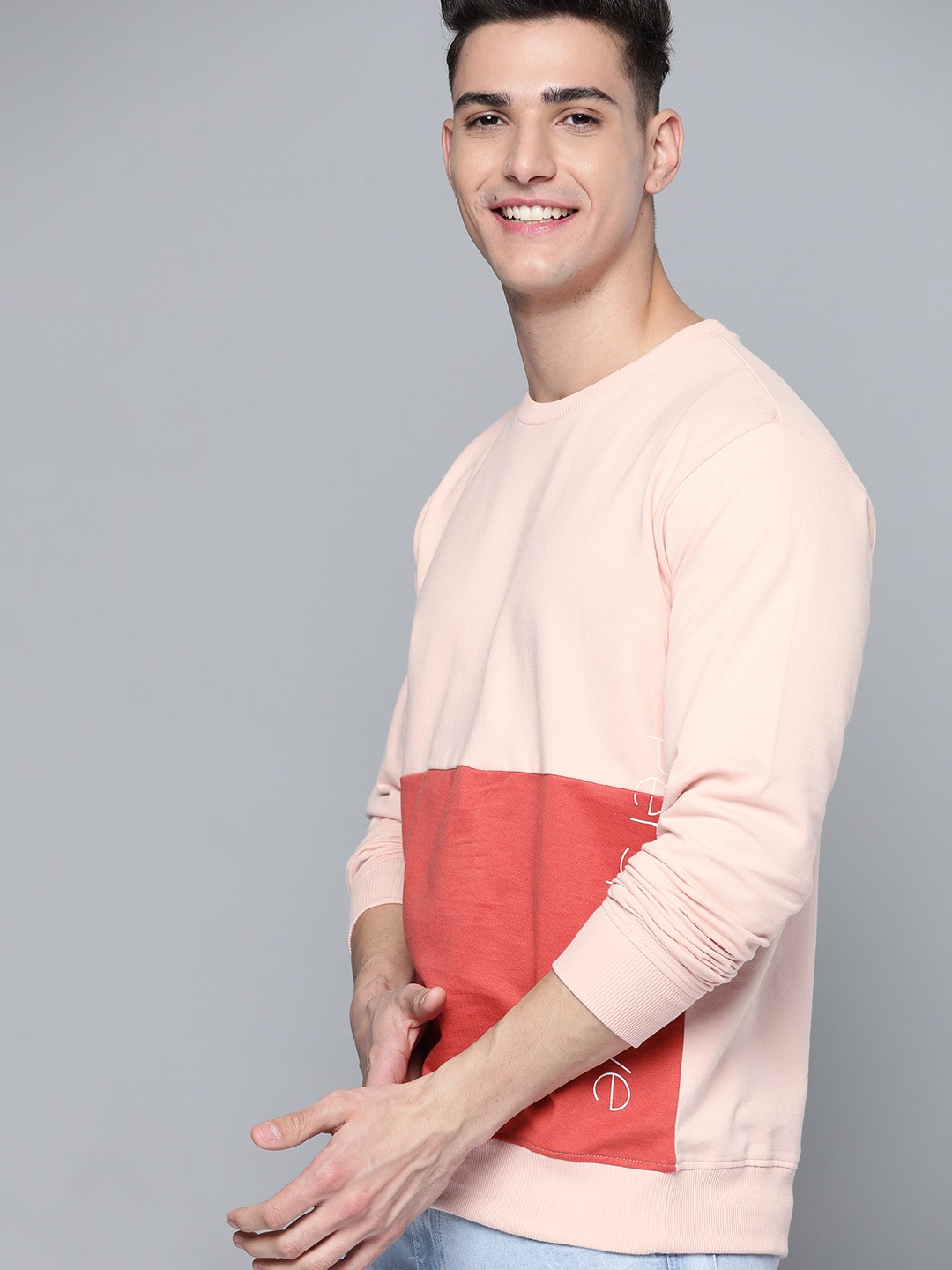 

Mast & Harbour Men Peach-Coloured & Pink Cotton Colourblocked Sweatshirt