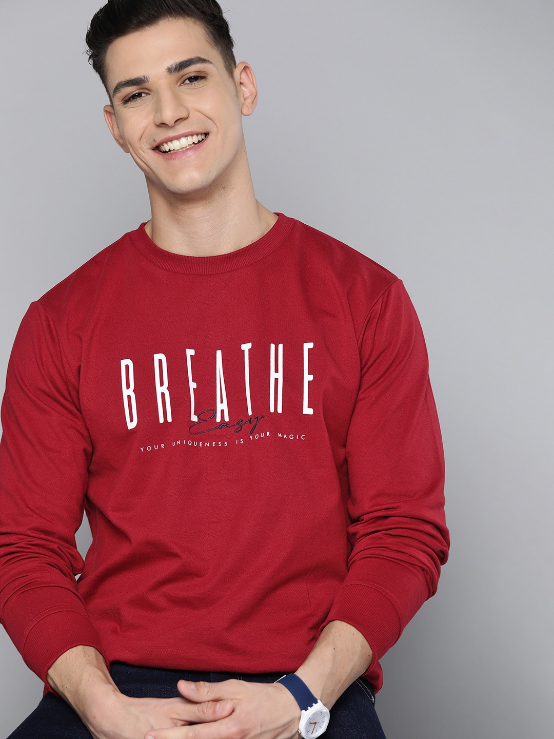 

Mast & Harbour Men Maroon & White Printed Pure Cotton Sweatshirt