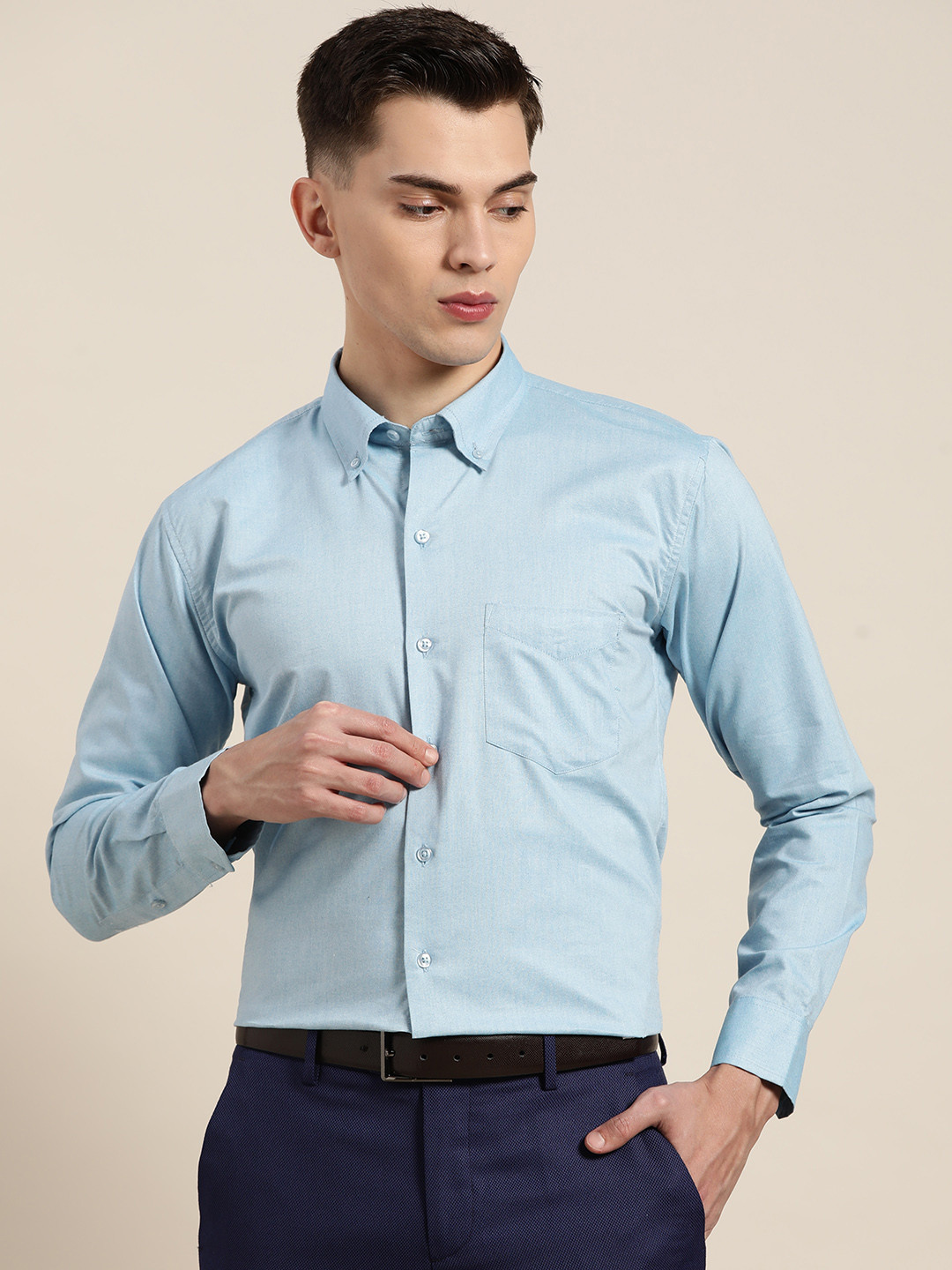 

Hancock Men Turquoise Blue Slim Fit Opaque Formal Shirt